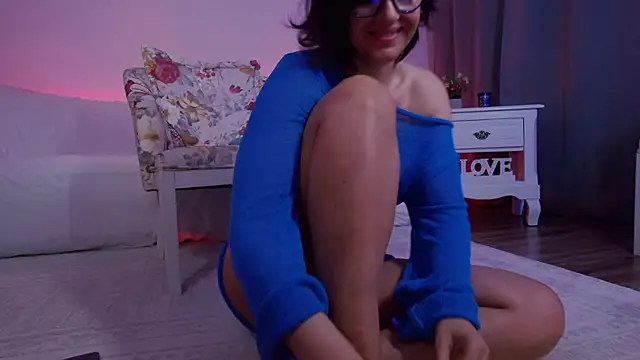 Snapshot of SophieeRain chatting on 05/16/26, 07:45 SophieeRain online show from 05/16/26, 07:45