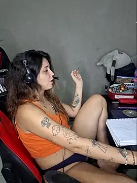 luuhcat09 online show from 03/04/26, 01:55