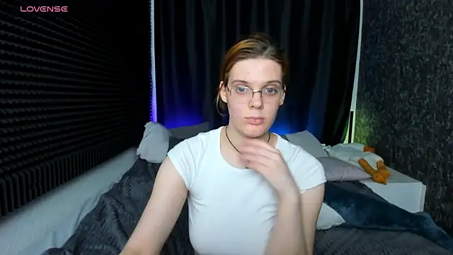 KIKI Krash online show from 01/25/25, 02:03