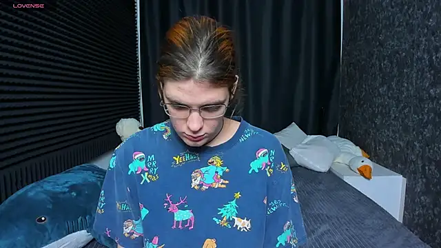 KIKI Krash online show from 02/11/25, 10:04