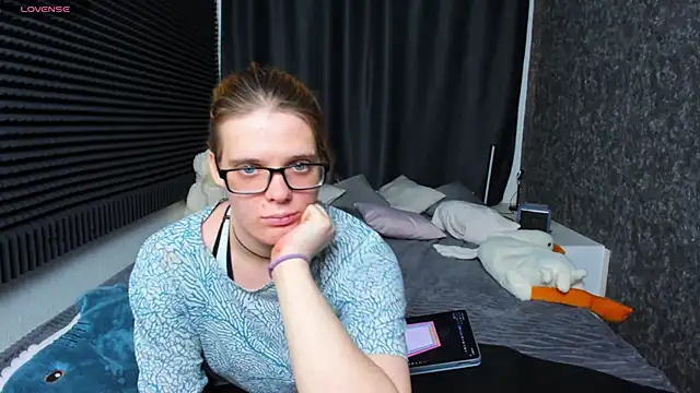 KIKI Krash online show from 03/21/25, 01:23