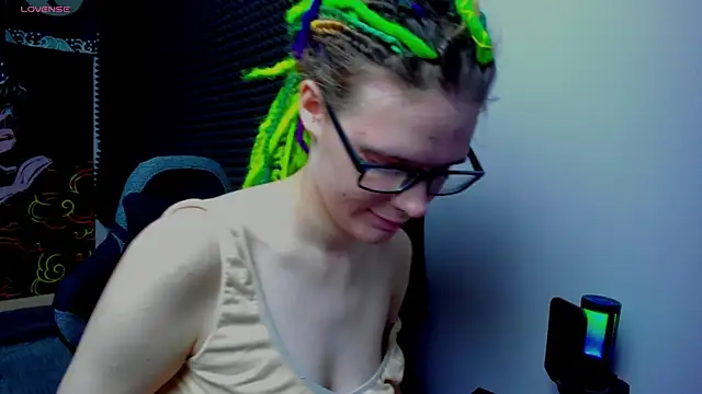 KIKI Krash online show from 09/13/25, 10:04