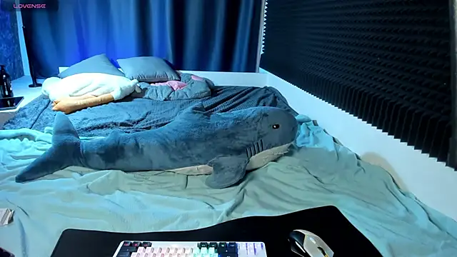 KIKI Krash online show from 02/15/26, 10:25