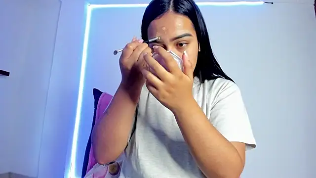 anniesweet- online show from 04/11/26, 01:37