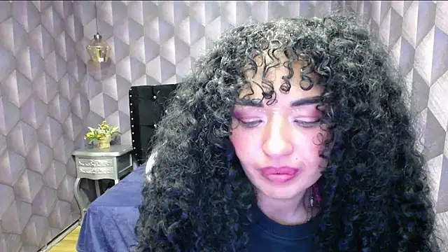 Snapshot of Sofiacowperx chatting on 01/11/25, 03:09 Sofiacowperx online show from 01/11/25, 03:09