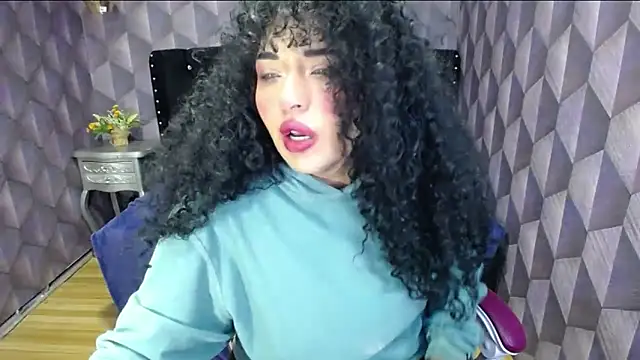 Snapshot of Sofiacowperx chatting on 01/19/25, 11:23 Sofiacowperx online show from 01/19/25, 11:23