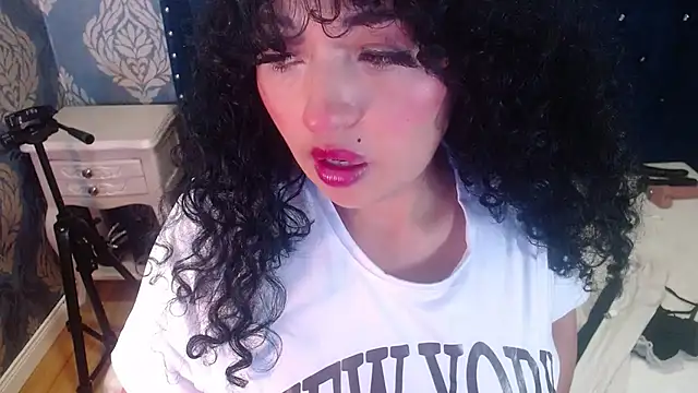 Snapshot of Sofiacowperx chatting on 07/23/26, 02:26 Sofiacowperx online show from 07/23/26, 02:26