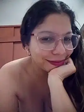 Carliina Soussa online show from 05/15/26, 12:28
