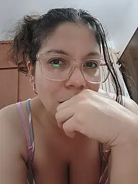 Carliina Soussa online show from 07/13/26, 11:51
