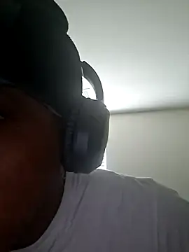 bigboytoy912 online show from 04/01/26, 04:15