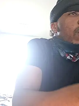 bigboytoy912 online show from 04/15/26, 07:58