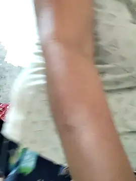 illay love online show from 11/09/25, 04:33