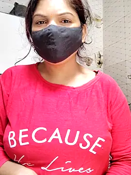 illay love online show from 12/21/25, 06:09