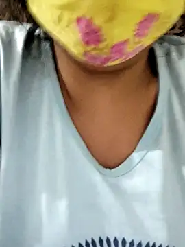 illay love online show from 04/20/26, 02:36