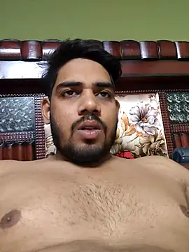 Snapshot of Rajsingh9650 chatting on 10/13/25, 02:39 Rajsingh9650 online show from 10/13/25, 02:39