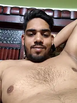 Snapshot of Rajsingh9650 chatting on 11/12/25, 01:33 Rajsingh9650 online show from 11/12/25, 01:33