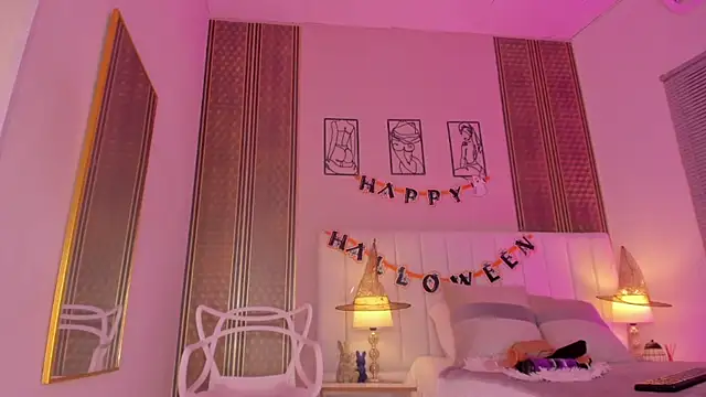 zoe sky  online show from 10/31/25, 11:33