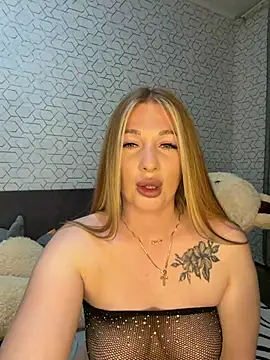 Snapshot of Tatti-Go chatting on 05/26/26, 05:42 Tatti-Go online show from 05/26/26, 05:42