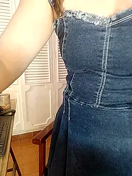 Adel Nesbiit online show from 02/12/26, 07:31