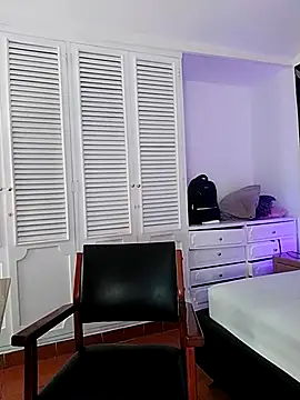 Adel Nesbiit online show from 02/20/26, 07:36