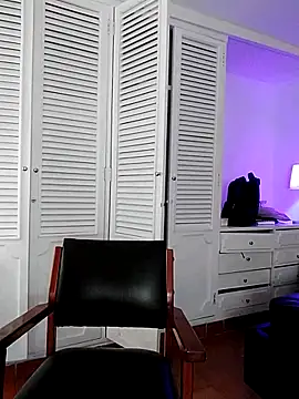 Adel Nesbiit online show from 03/16/26, 07:40