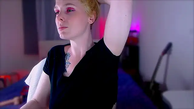 Snapshot of MissSeverina chatting on 09/13/25, 07:24 MissSeverina online show from 09/13/25, 07:24