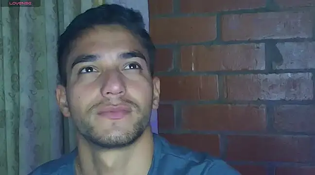 Snapshot of Leandro_valenzuela chatting on 02/10/25, 11:45 Leandro valenzuela online show from 02/10/25, 11:45