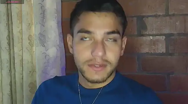 Snapshot of Leandro_valenzuela chatting on 02/11/25, 02:24 Leandro valenzuela online show from 02/11/25, 02:24