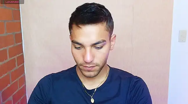 Snapshot of Leandro_valenzuela chatting on 02/28/25, 05:26 Leandro valenzuela online show from 02/28/25, 05:26