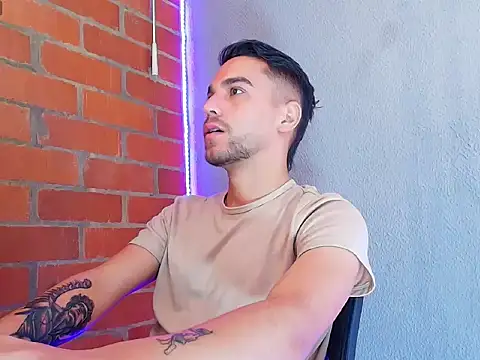 Snapshot of Leandro_valenzuela chatting on 09/24/25, 04:10 Leandro valenzuela online show from 09/24/25, 04:10