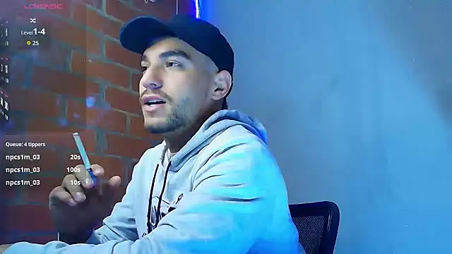 Snapshot of Leandro_valenzuela chatting on 12/04/25, 12:31 Leandro valenzuela online show from 12/04/25, 12:31