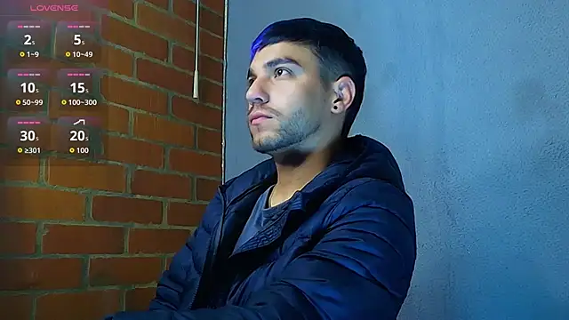 Snapshot of Leandro_valenzuela chatting on 12/15/25, 07:45 Leandro valenzuela online show from 12/15/25, 07:45