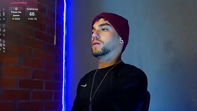 Snapshot of Leandro_valenzuela chatting on 01/06/26, 04:49 Leandro valenzuela online show from 01/06/26, 04:49