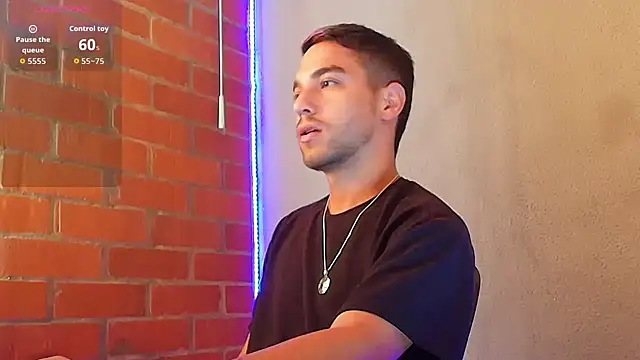 Snapshot of Leandro_valenzuela chatting on 02/05/26, 03:49 Leandro valenzuela online show from 02/05/26, 03:49