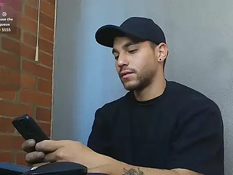 Leandro valenzuela online show from 04/18/26, 06:34