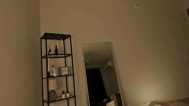 elfinvibes online show from 11/23/25, 06:35