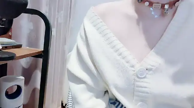 Snapshot of arena1357 chatting on 12/02/24, 01:24 arena1357 online show from 12/02/24, 01:24