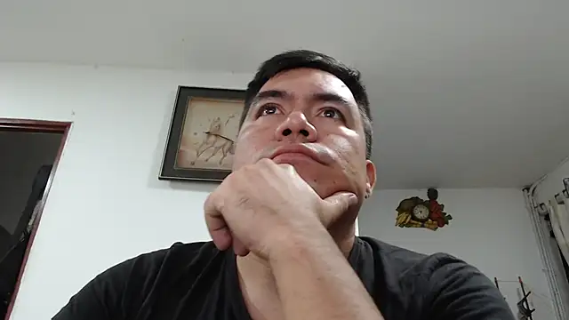 Snapshot of Jhonatan_Morales_S chatting on 02/07/26, 01:31 Jhonatan Morales S online show from 02/07/26, 01:31