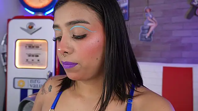 miss collins online show from 02/11/26, 06:24