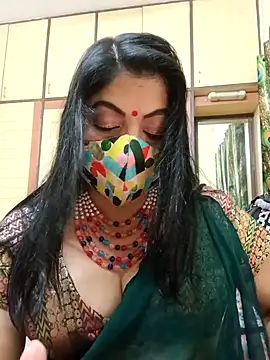 Snapshot of Ratna-777 chatting on 01/10/25, 07:43 Ratna-777 online show from 01/10/25, 07:43