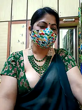 Snapshot of Ratna-777 chatting on 01/16/25, 03:23 Ratna-777 online show from 01/16/25, 03:23