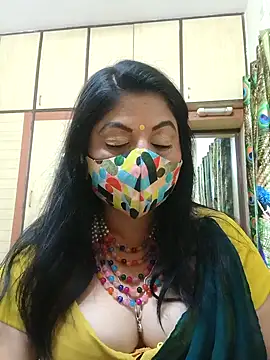 Snapshot of Ratna-777 chatting on 01/30/25, 04:45 Ratna-777 online show from 01/30/25, 04:45