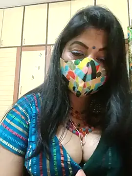 Snapshot of Ratna-777 chatting on 02/01/25, 10:23 Ratna-777 online show from 02/01/25, 10:23