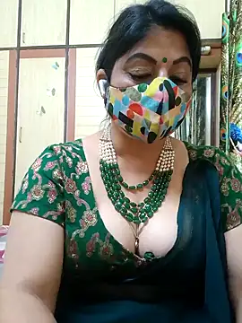 Snapshot of Ratna-777 chatting on 02/06/25, 03:59 Ratna-777 online show from 02/06/25, 03:59