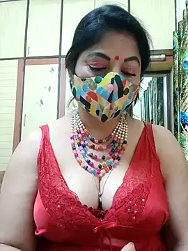 Snapshot of Ratna-777 chatting on 02/14/25, 08:26 Ratna-777 online show from 02/14/25, 08:26