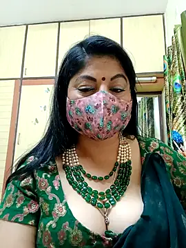 Snapshot of Ratna-777 chatting on 02/19/25, 11:14 Ratna-777 online show from 02/19/25, 11:14