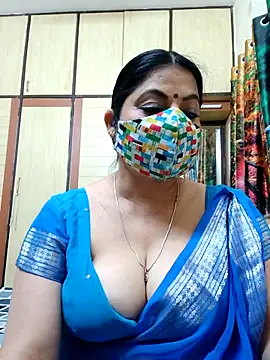 Snapshot of Ratna-777 chatting on 09/13/25, 06:29 Ratna-777 online show from 09/13/25, 06:29