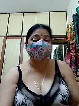 Snapshot of Ratna-777 chatting on 09/14/25, 07:13 Ratna-777 online show from 09/14/25, 07:13