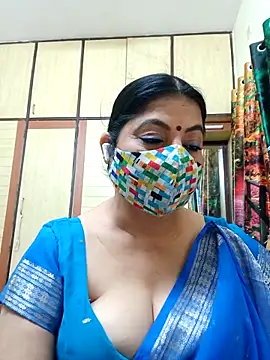 Snapshot of Ratna-777 chatting on 10/04/25, 06:06 Ratna-777 online show from 10/04/25, 06:06