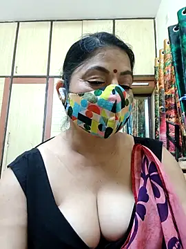 Snapshot of Ratna-777 chatting on 10/07/25, 05:54 Ratna-777 online show from 10/07/25, 05:54